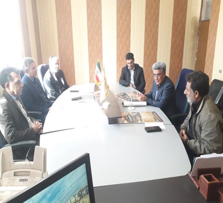 نشست مسائل حوزه جازموریان و گفتمان در خصوص برگزاری اولین همایش ملی جازموریان در مدیریت جهاد کشاورزی جازموریان
